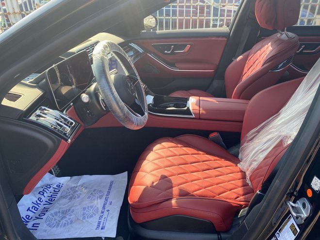 平行进口奔驰S580现车价格直降20万(图1)