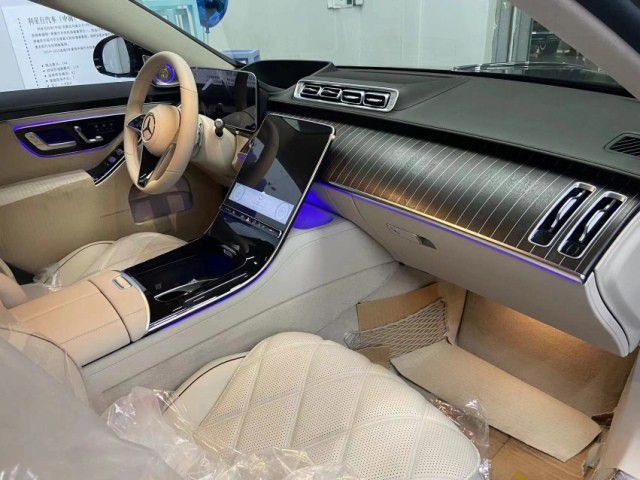 全新迈巴赫S680四座VIP行政轿车价格(图4)