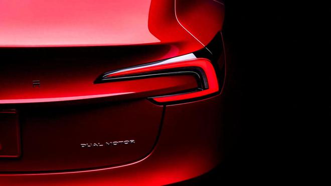 等来新款特斯拉Model3：涨价28万但目测爆卖？多久会调整价格？(图4)