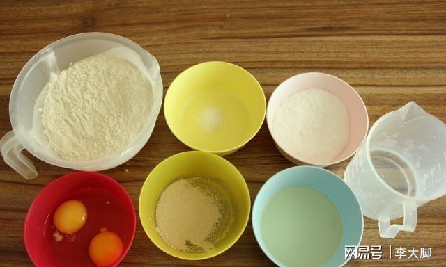 蒸面包这样做一次就成功不用烤箱和面包机松软香甜不上火(图3)